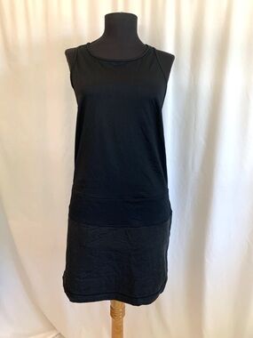 Lululemon Black Tennis Dress - Size 6 Small
